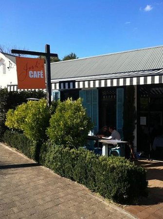Josh's Cafe - Grafton Accommodation 0