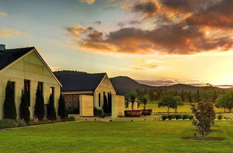 Margan Restaurant - Grafton Accommodation 7