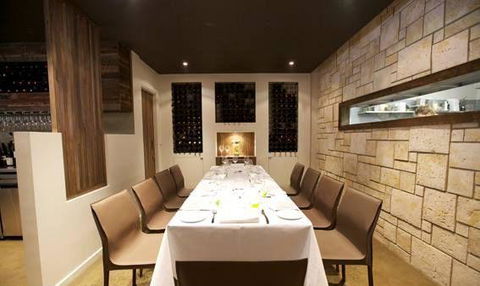 Altair Restaurant - Grafton Accommodation 6