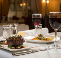 Oliver's Restaurant - Grafton Accommodation