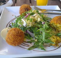 The Moo Winebar - Grafton Accommodation