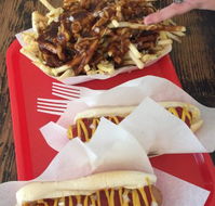 Massive Wieners - Grafton Accommodation