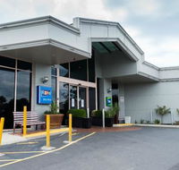 Trios Sports Club - Grafton Accommodation