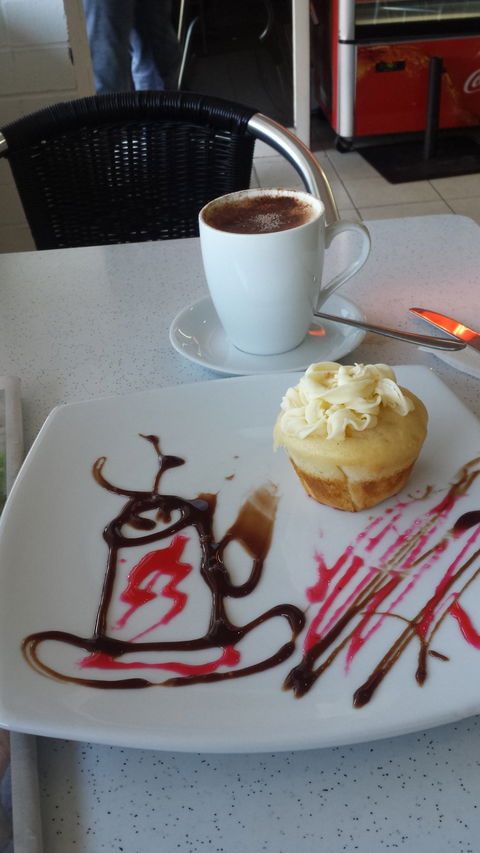 Cafe Amphora - Grafton Accommodation 39