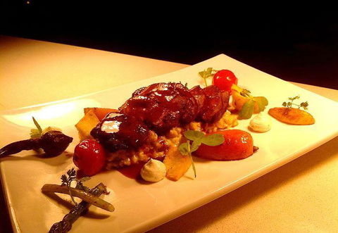 Cafe Amphora - Grafton Accommodation 31