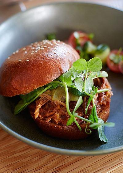 Explorers Restaurant - Grafton Accommodation 13