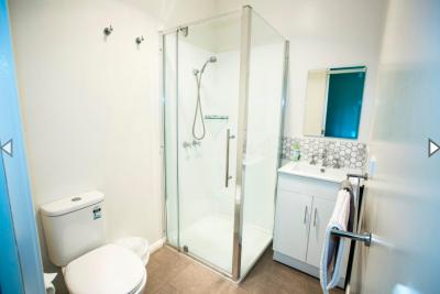 The 12 Apostles Inn / Princetown Tavern - Grafton Accommodation 3
