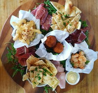 Site pizza bar - Grafton Accommodation