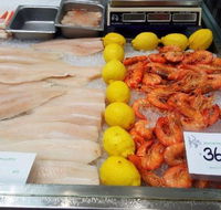 Molly's Seafood - Grafton Accommodation