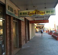 The Bake  Break Coffee Bar - Grafton Accommodation
