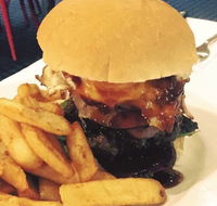 The Clubhouse Bistro - Grafton Accommodation
