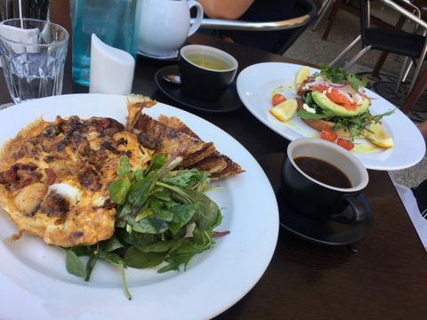 Sandbar Cafe - Grafton Accommodation 0