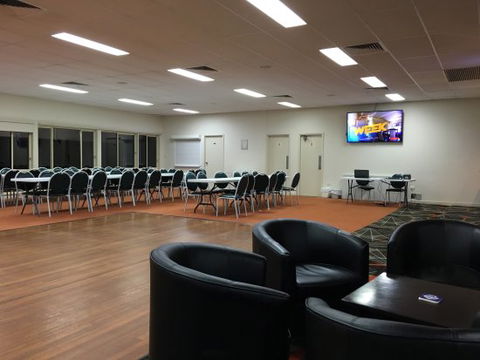 Holbrook Returned Servicemen's Club Restaurant - Grafton Accommodation 0