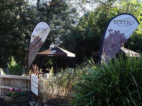 The Edible Garden Cafe/Restaurant - Grafton Accommodation 0