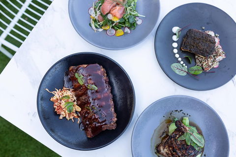 Pavilions Eatery - Grafton Accommodation 0