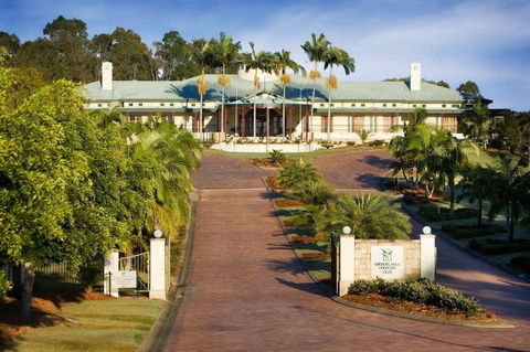 The Grille Restaurant - Grafton Accommodation 0