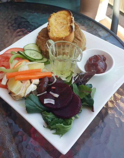 Timeless Treasures And Tearoom - Grafton Accommodation 0