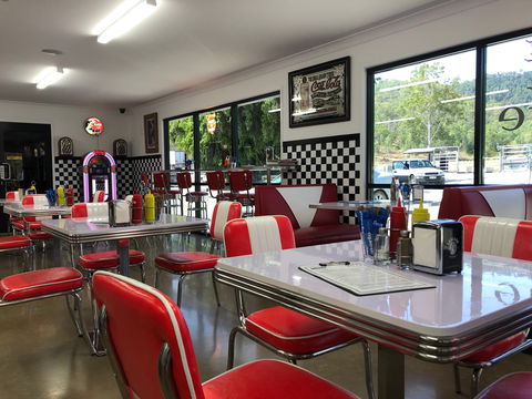 Zarby's Café - Grafton Accommodation 0