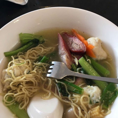 Golden BBQ Seafood Restaurant - Grafton Accommodation 0