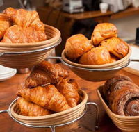 Black Star Pastry Galeries - Grafton Accommodation