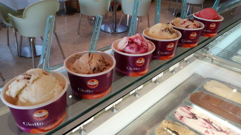 Giotto Gelato - Smithfield - Grafton Accommodation 0
