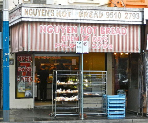 Nguyen Hot Bread - Grafton Accommodation 0