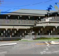 The Hotel Cecil - Grafton Accommodation