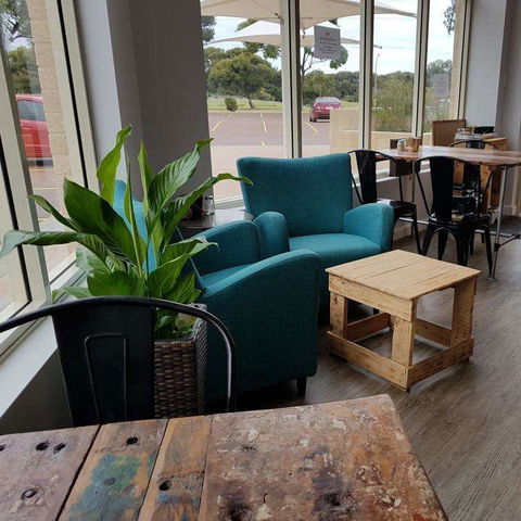 Charthouse Cafe - Grafton Accommodation 0