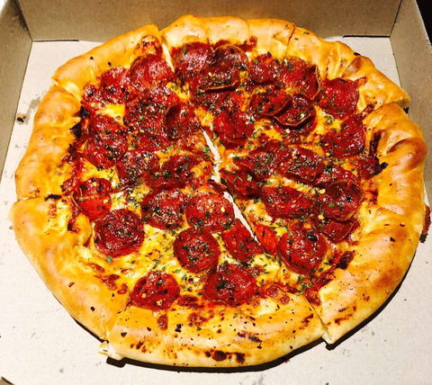 Pizza Hut - Ashmore - Grafton Accommodation 0