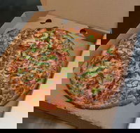 Pizza High - Grafton Accommodation