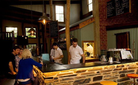 Seed Winehouse + Kitchen - Grafton Accommodation 1