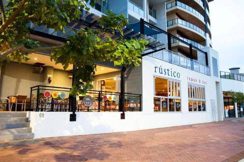 Rústico Tapas & Bar - Grafton Accommodation 0