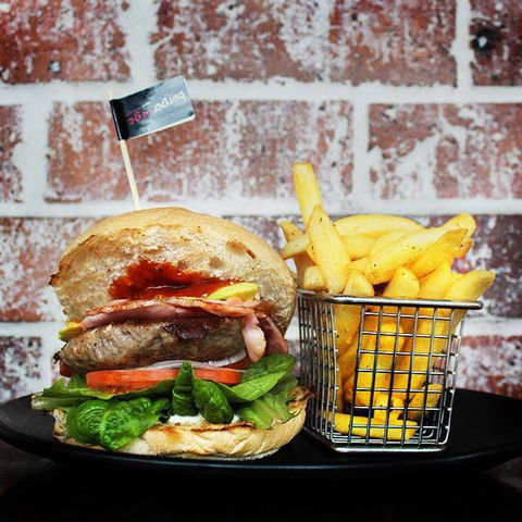 Burger Urge - Molendinar - Grafton Accommodation 0