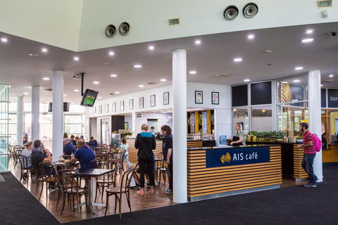 AIS Cafe - Grafton Accommodation 2