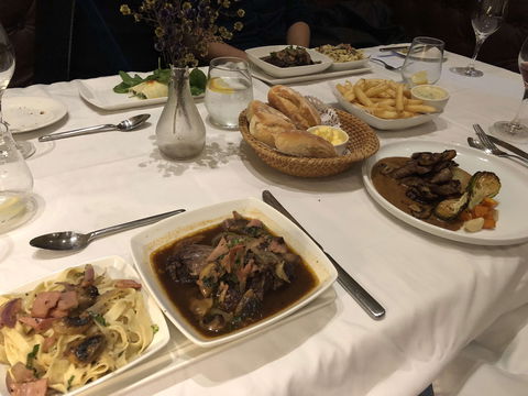 L'Hermitage - Grafton Accommodation 0