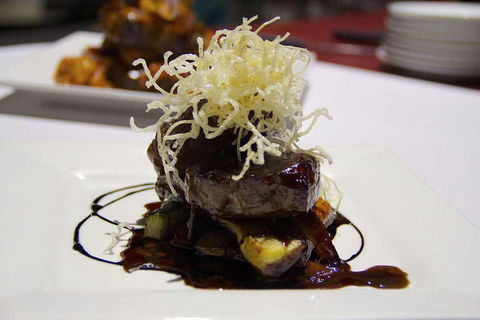 Lloyd's Restaurant & Function Centre - Grafton Accommodation 0