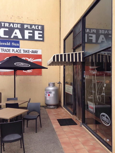 Trade Place Cafe - Grafton Accommodation 0