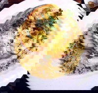 Elefant Lounge Cafe - Grafton Accommodation