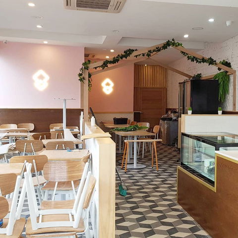 Highness Cafe - Grafton Accommodation 0