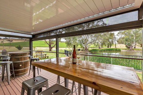 Jaeschkes Hill River Clare Estate - Grafton Accommodation 2