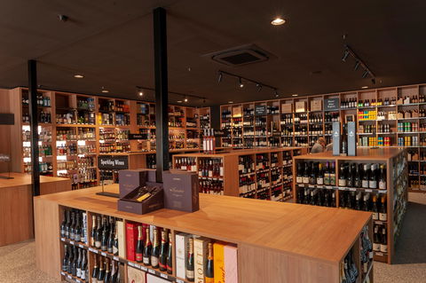 Angas Park Cellars - Grafton Accommodation 1