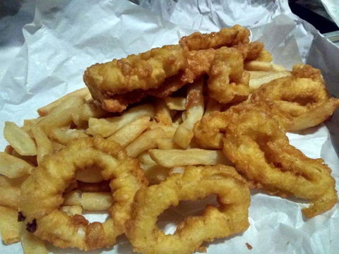 Rockingham Beach Fish And Chips - Grafton Accommodation 0