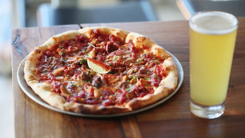 Small Print Pizza Bar - Grafton Accommodation 0