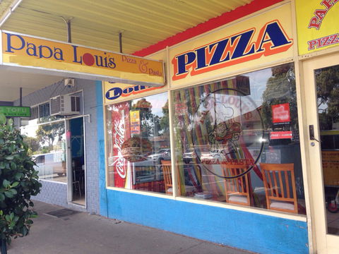 Papa Loui's Pizza - Grafton Accommodation 0