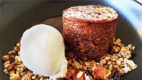 Terrace Grill - Lynwood Country Club - Grafton Accommodation 0