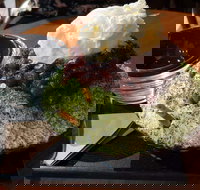 Lazy Cat Cafe - Grafton Accommodation