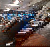 Racetrack Cafe - Grafton Accommodation