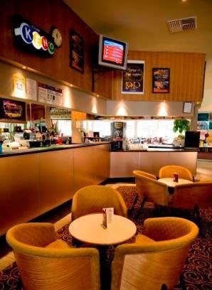 Leopold Sportsmans Club - Grafton Accommodation 7