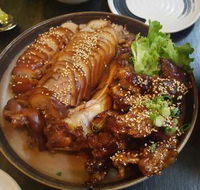 Shinara Grill  Lounge - Grafton Accommodation