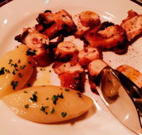 Restaurant Hubert - Grafton Accommodation
